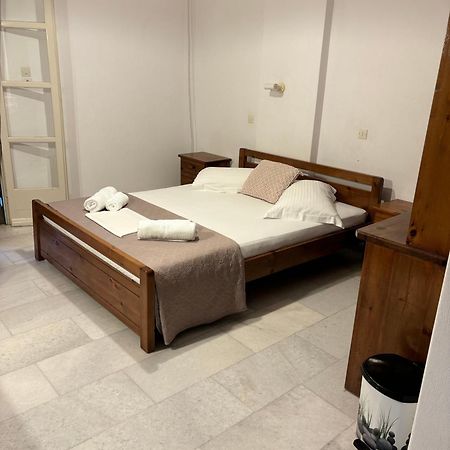 Asiminas Hotel Naxos City Buitenkant foto